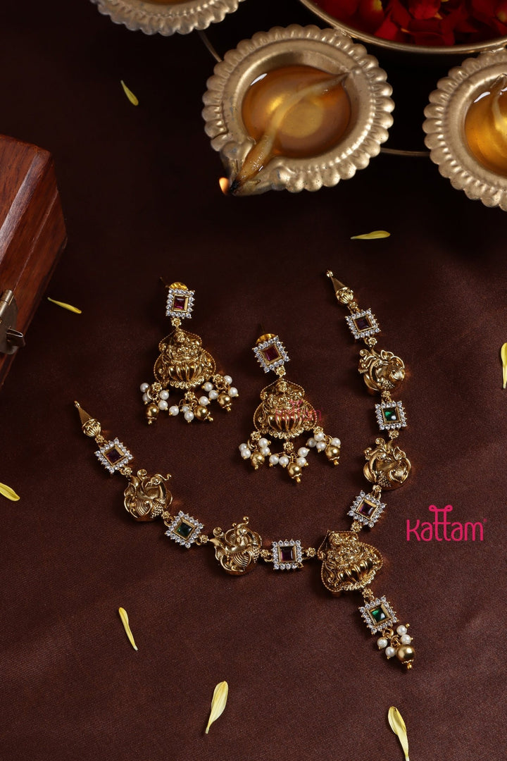Square Stone Nakshi Dollar Necklace - N3226