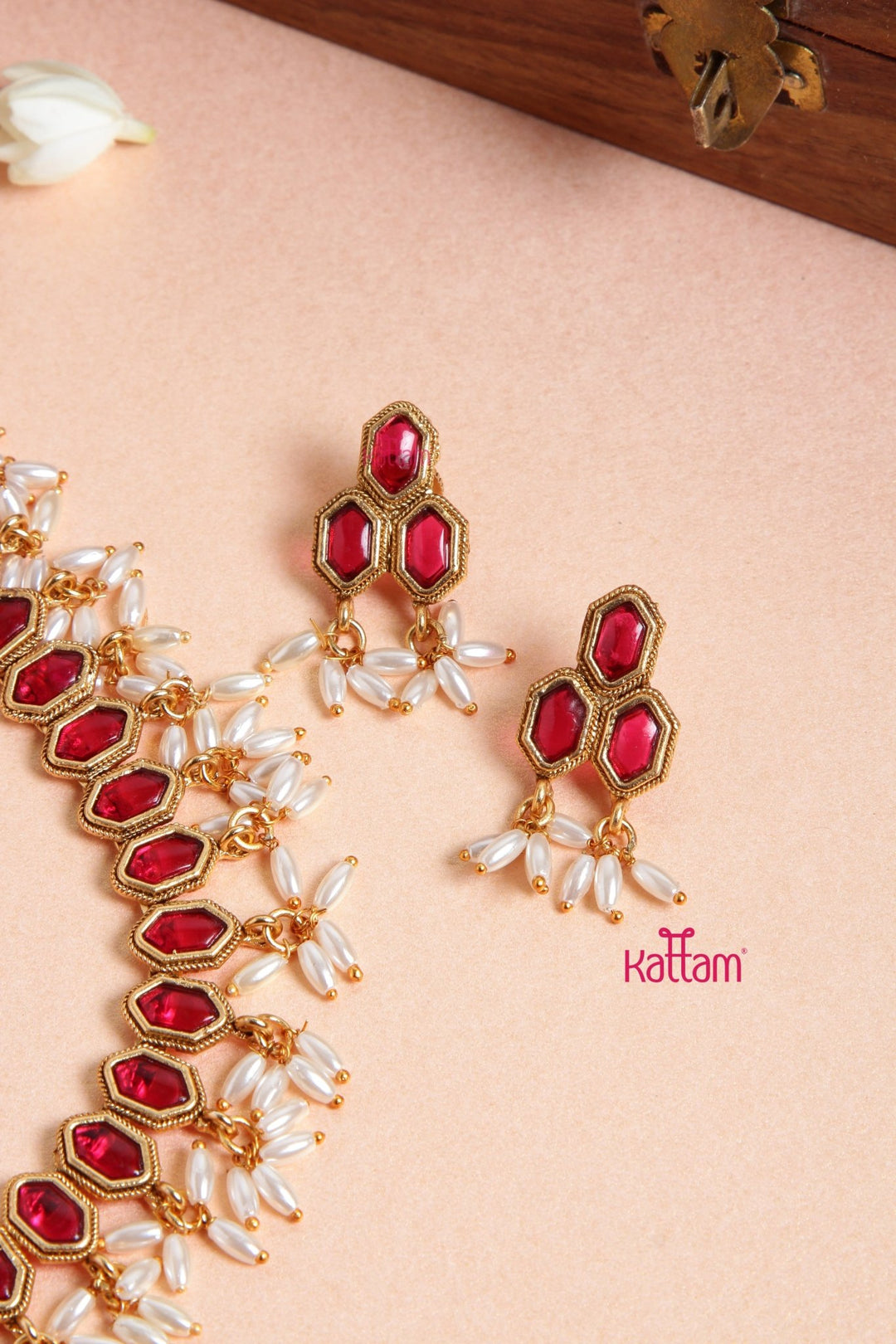 Stone Block Ruby Choker - N3109