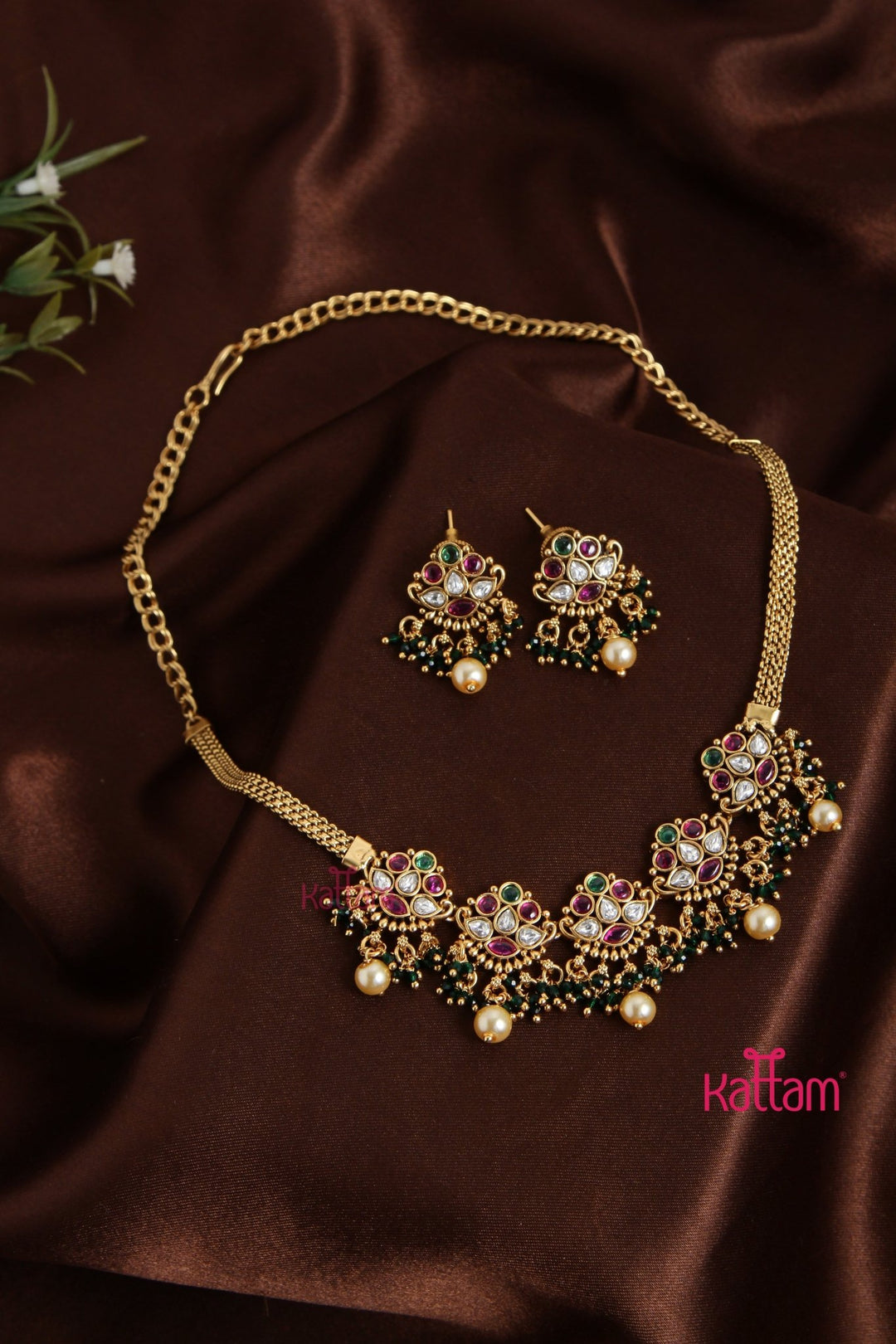 Swagavi Multistone Choker - N3132