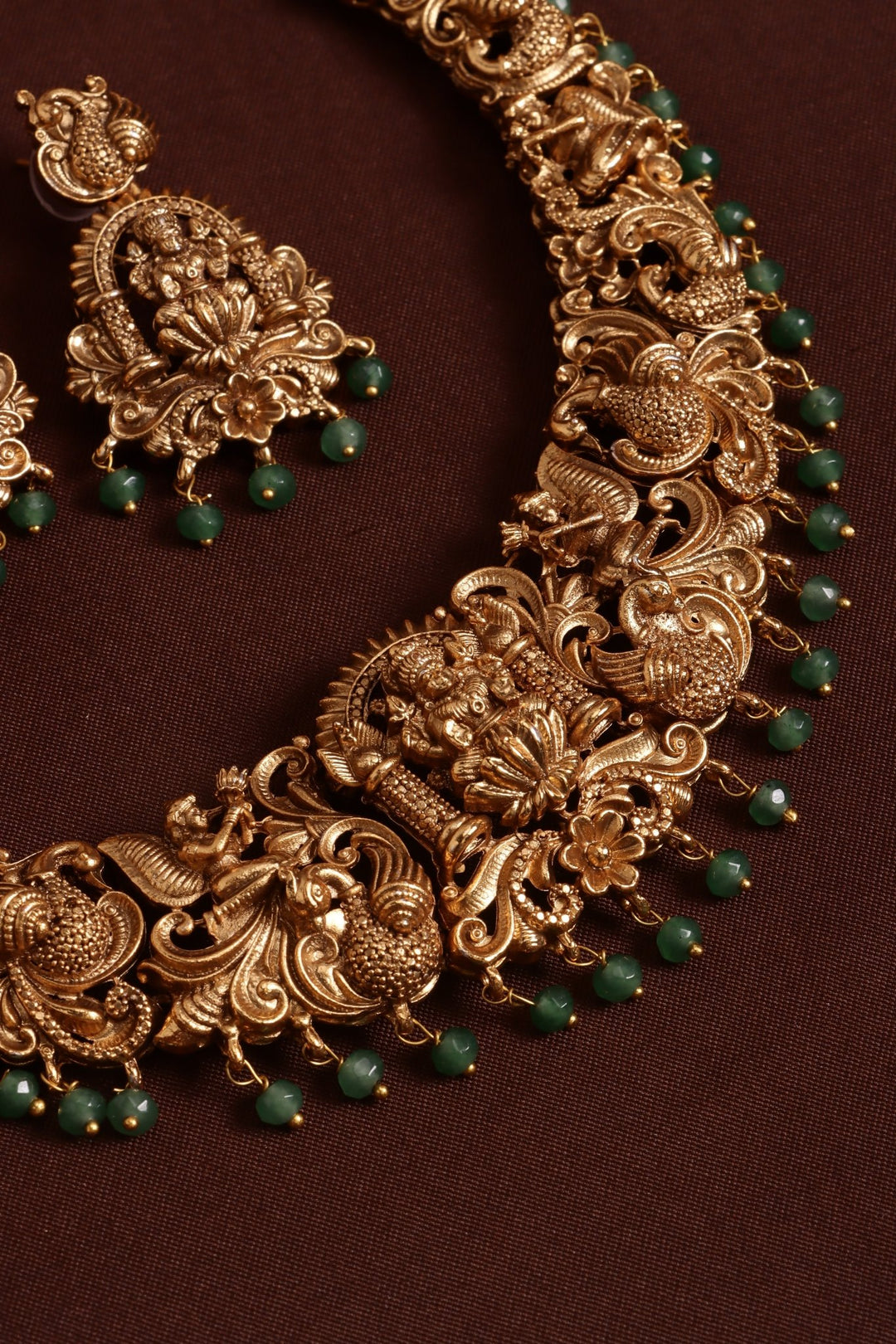 Swastika Semibridal Choker - Green - N4124