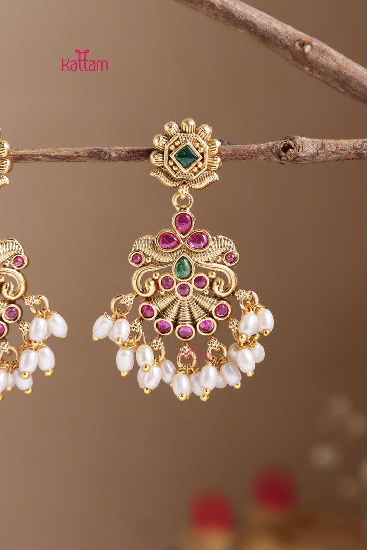 Swirl Pearl Earring - E1056