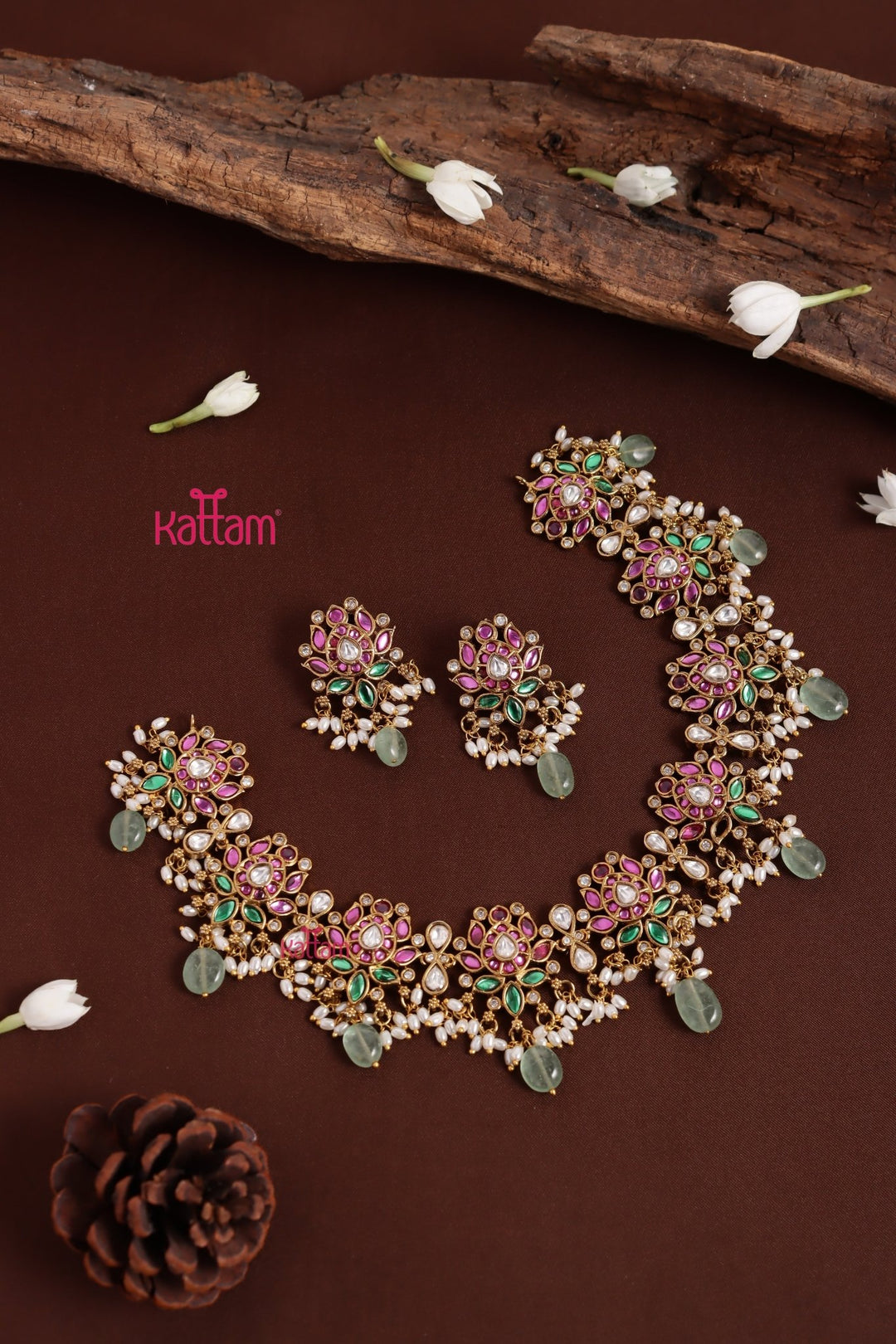 Tamara - Lotus Beaded Choker - N3982