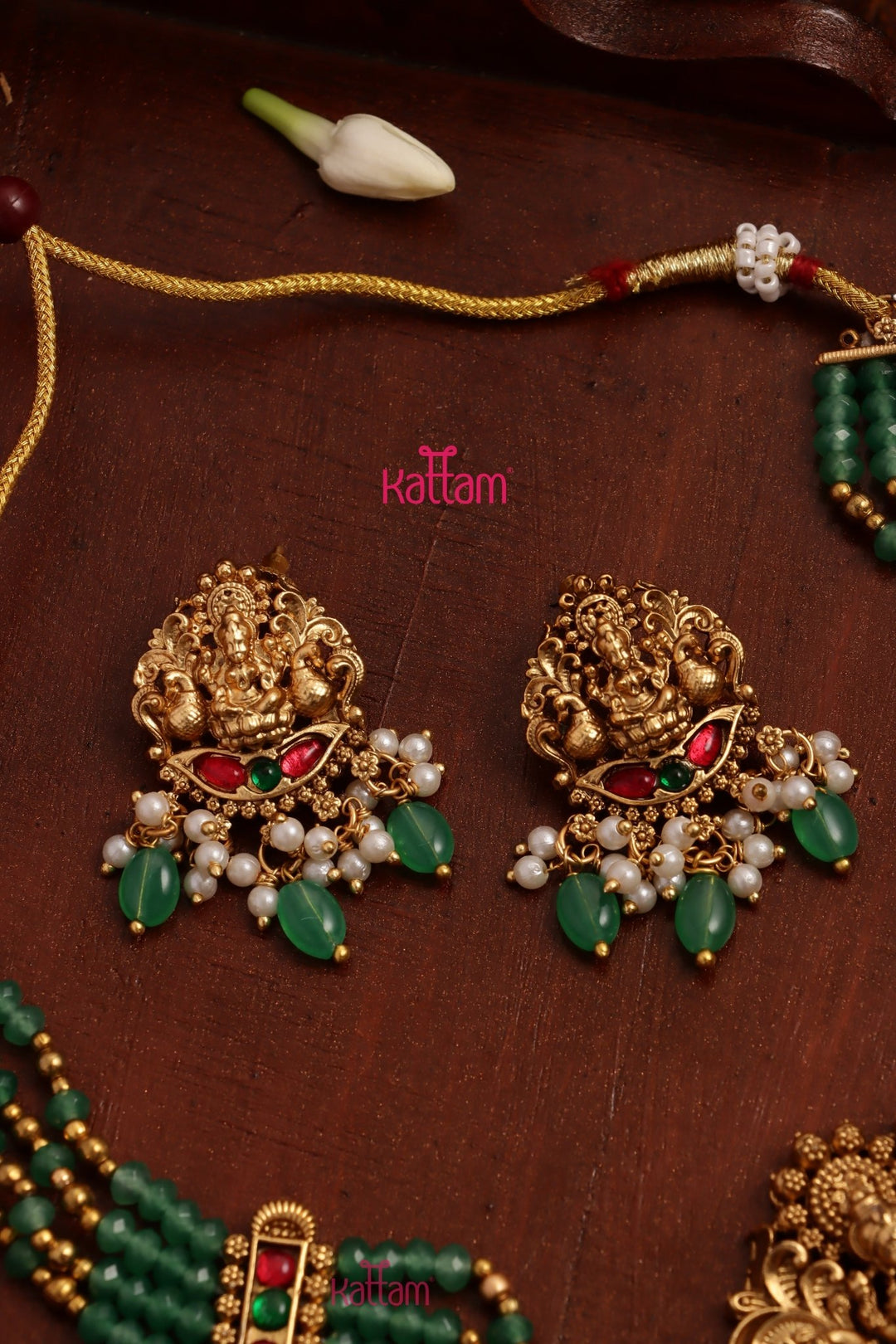Thamayanthi - PastelGreen Beaded Choker - N3683