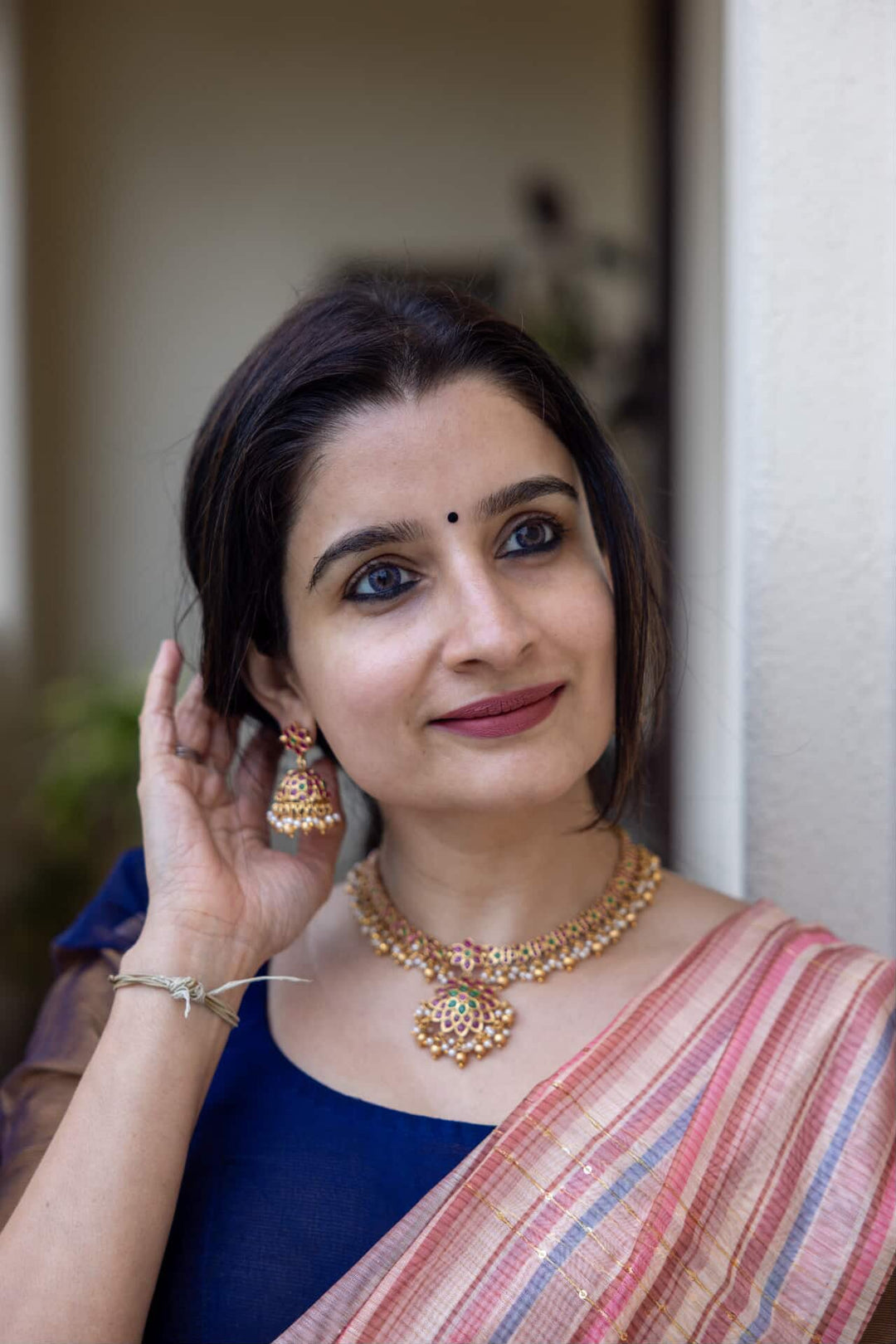 Tharani - Floral Necklace - N3088