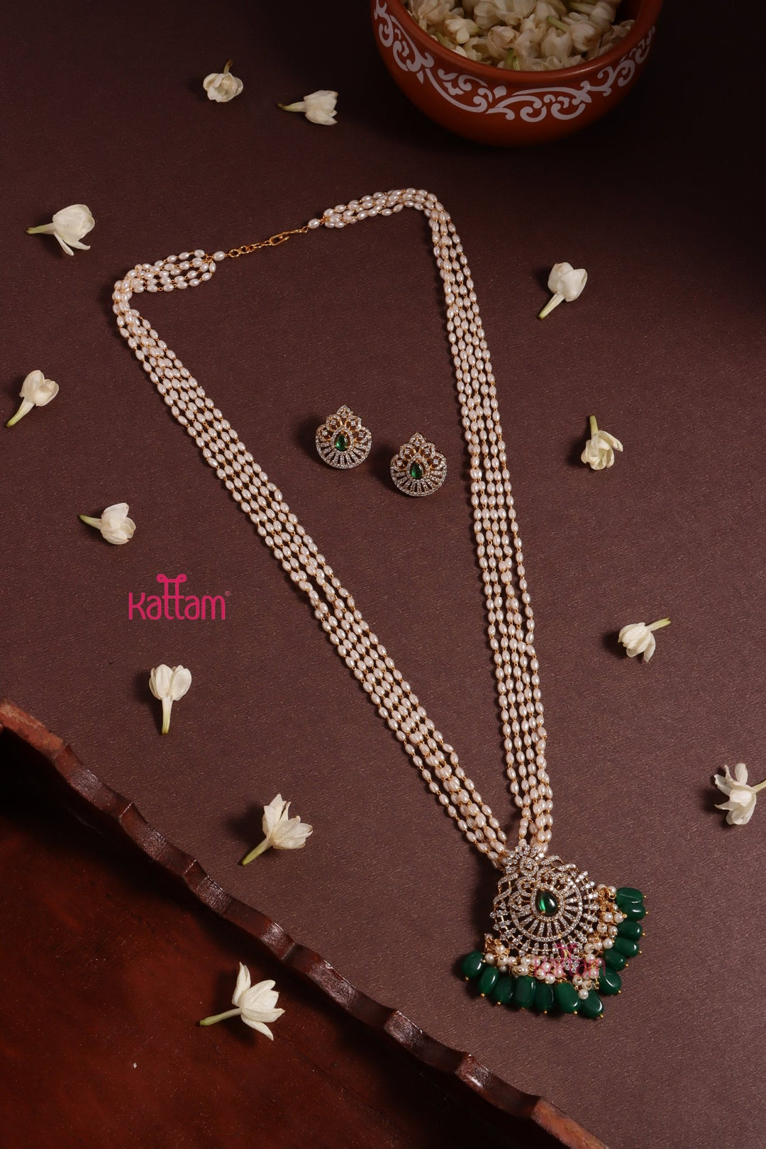 Tharika - Rice Pearl Green Dollar Chain - N3614