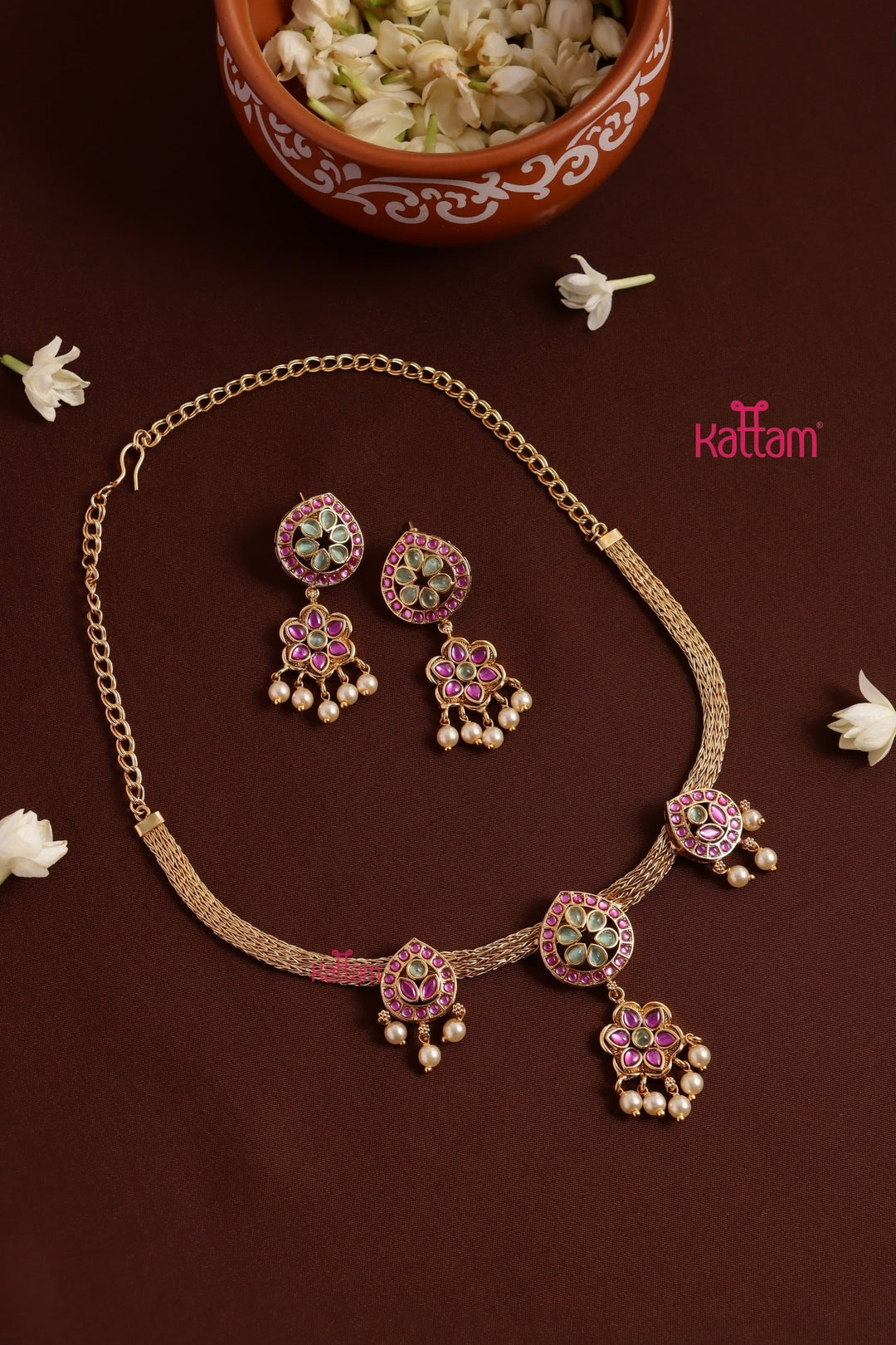 Thilaga Stone Pearl Attigai Choker - N3791