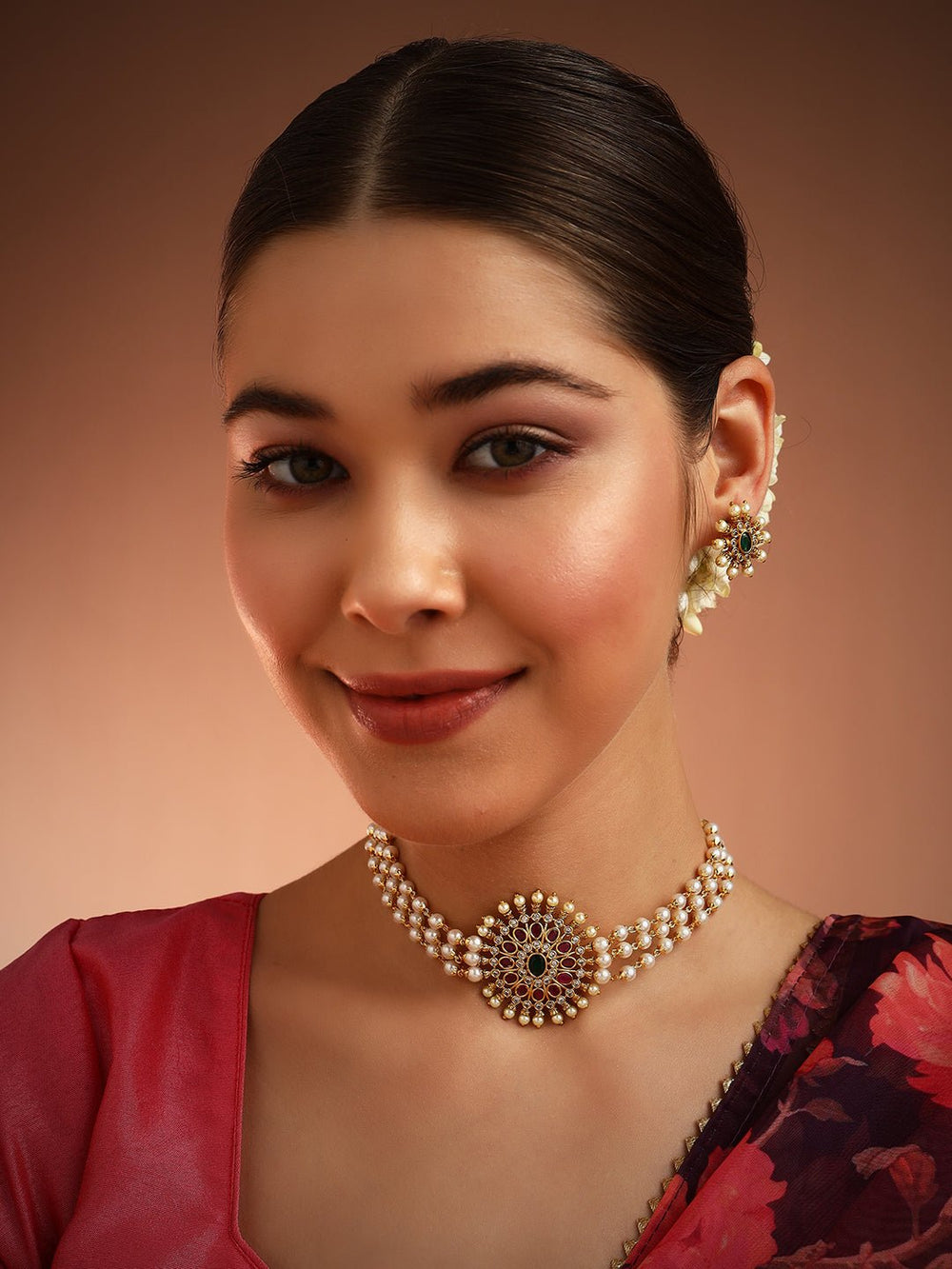 Trending Pearl Choker - N882