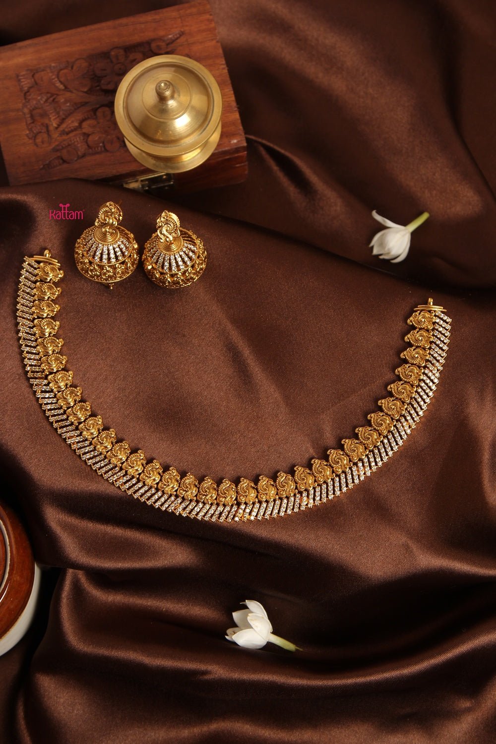 Trendy Ethnic Jewellery Necklace - N1150