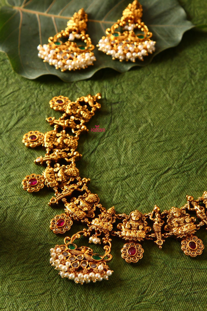 Trendy Lakshmi Red Green Pearl Necklace Set - N822