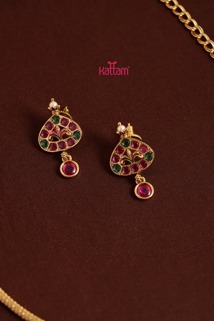Triangle Pendant Stone Attigai - N3781