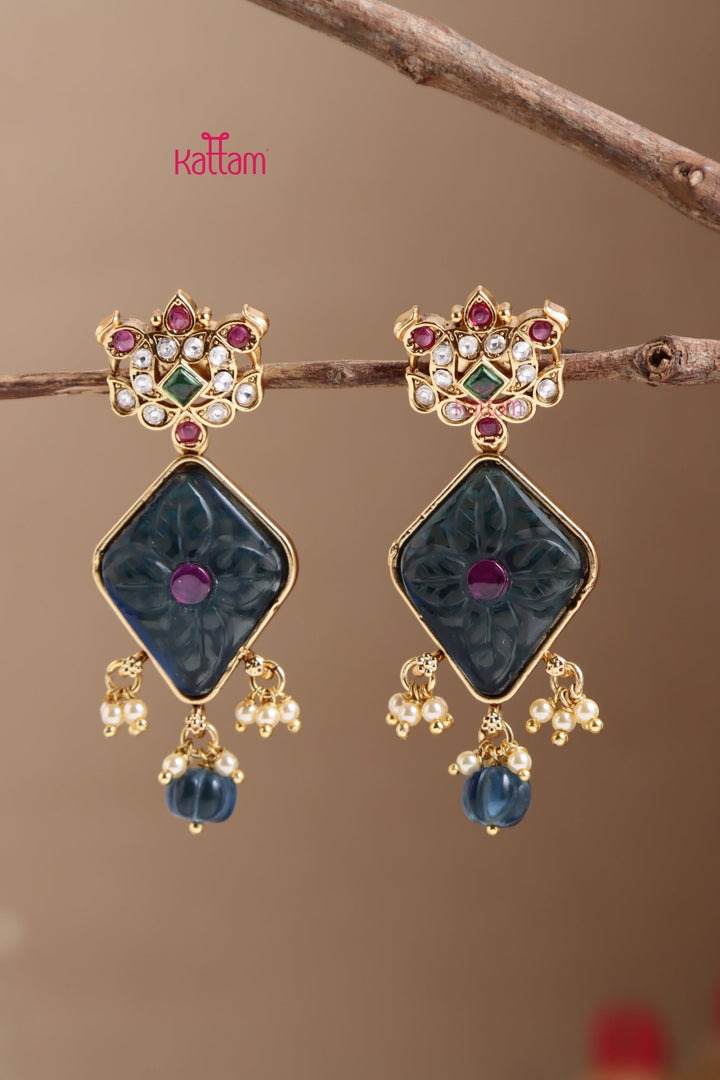 Triti Navy Peacock earring - E1015