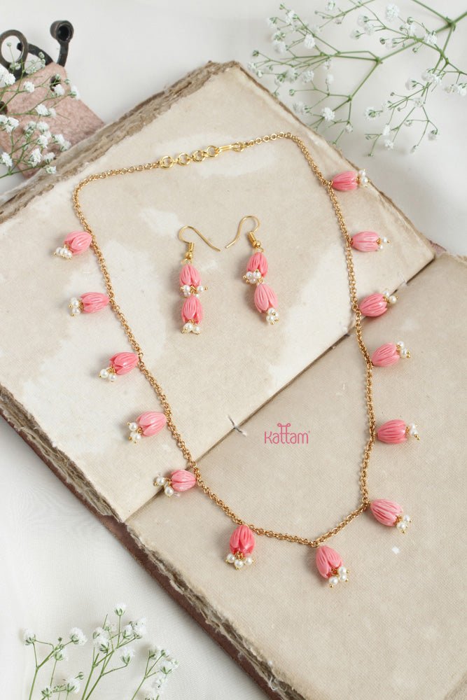 Tulip Beaded Pearl Chain - N2452