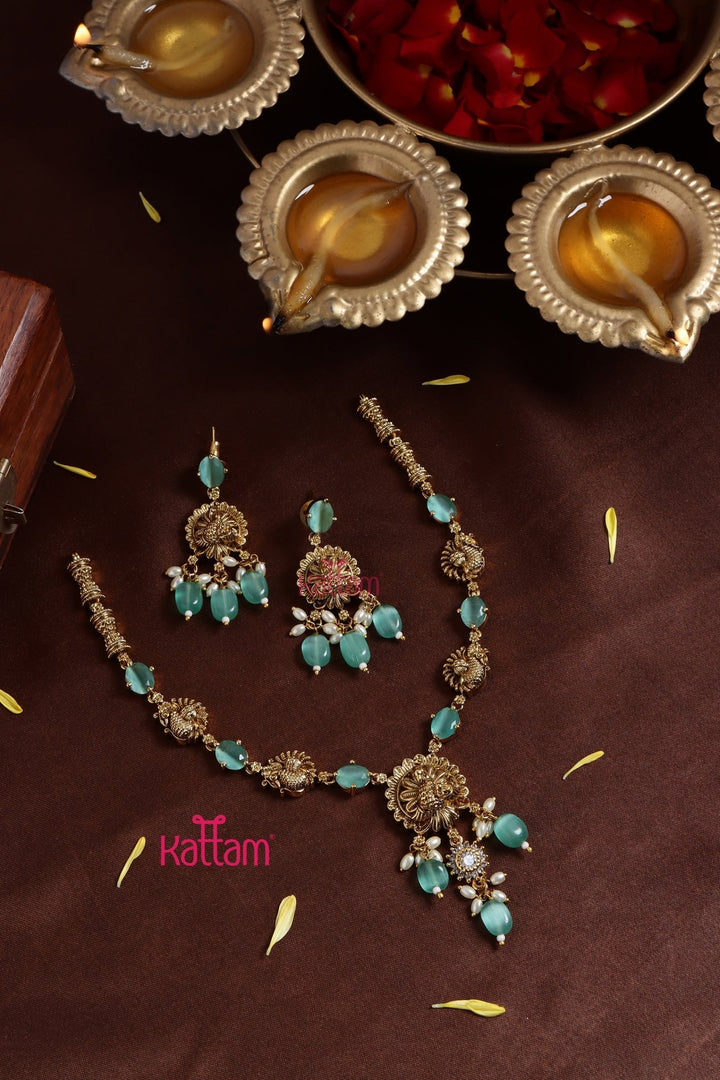 Turquoise Peacock Beaded Necklace - N3238