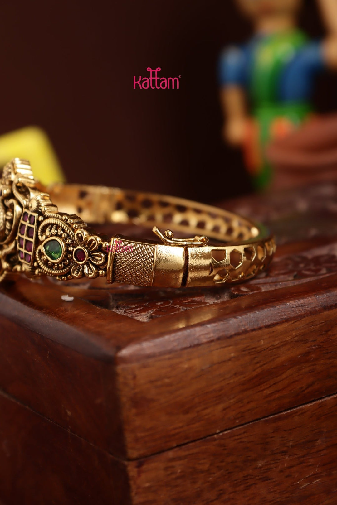 Twin Peacock Stone Kada - B634