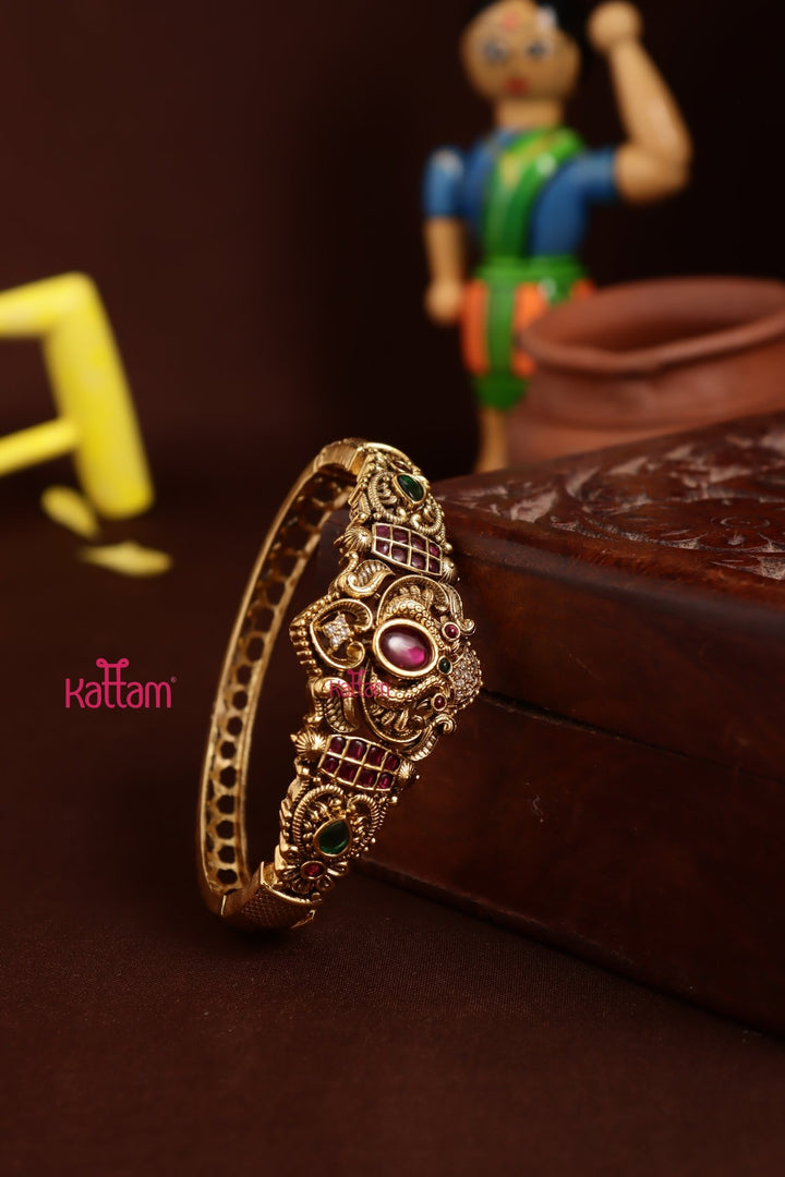 Twin Peacock Stone Kada - B634