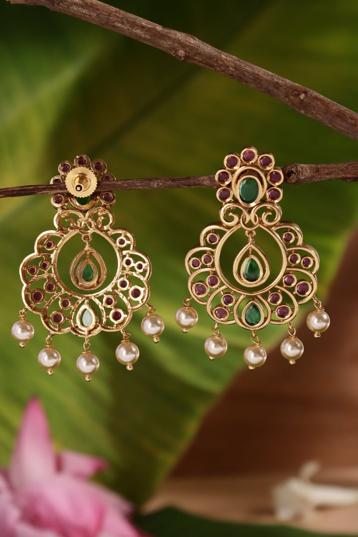 Varnya- Drop Earrings - E1508