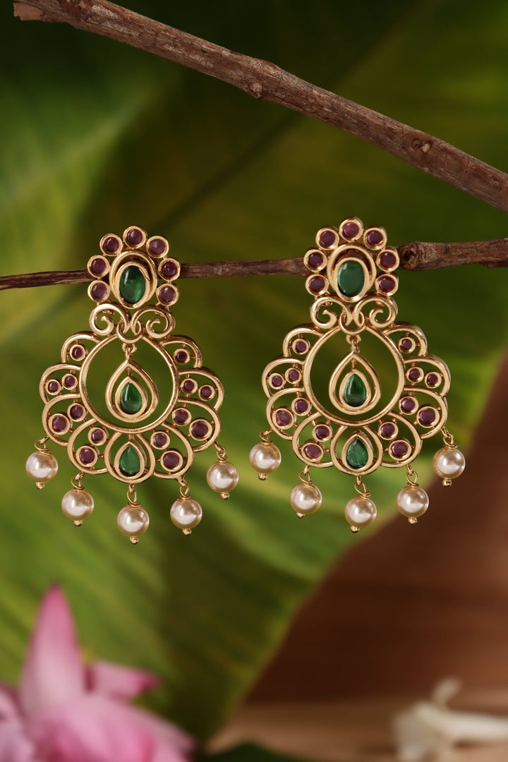 Varnya- Drop Earrings - E1508