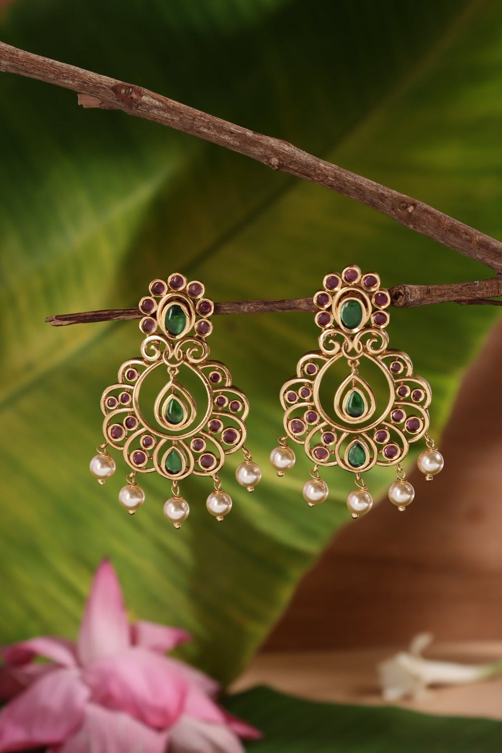 Varnya- Drop Earrings - E1508