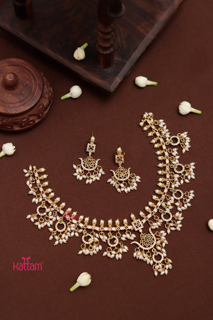 Veni - Rice Pearl Guttapusalu Necklace - N4016