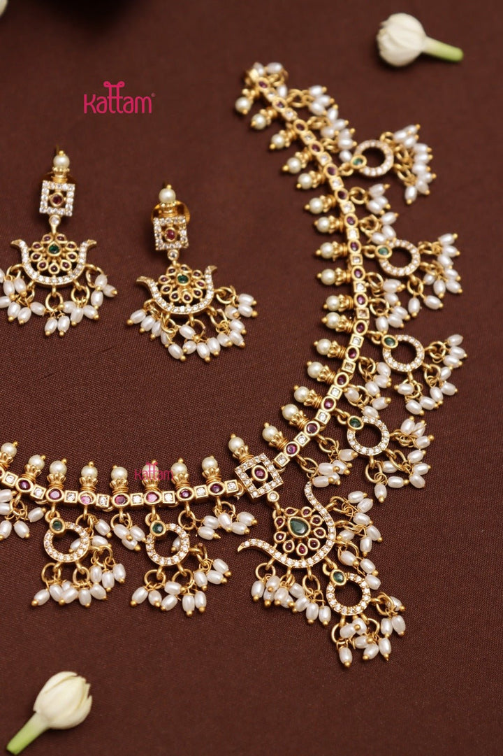 Veni - Rice Pearl Guttapusalu Necklace - N4016