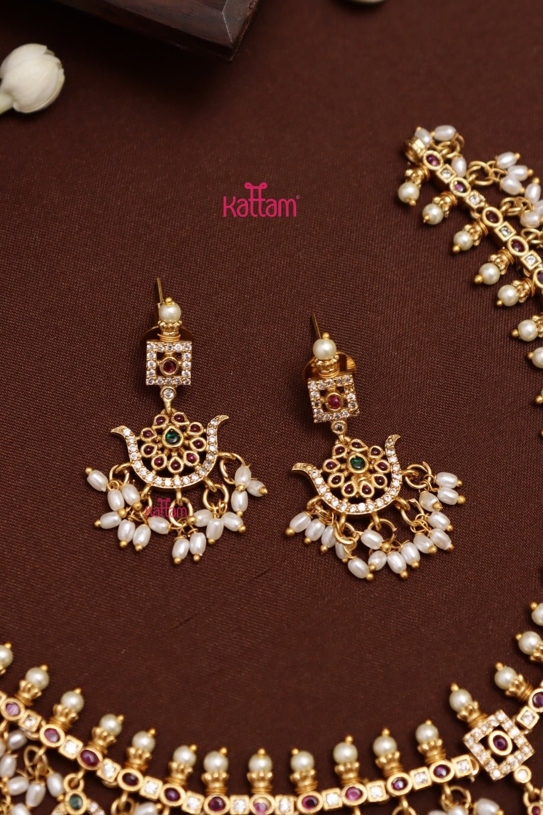 Veni - Rice Pearl Guttapusalu Necklace - N4016