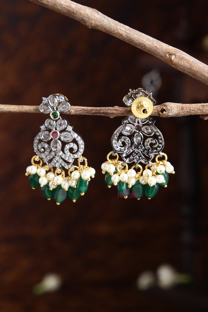 Victorian AD Centre Flower Earring - Dark Green - E499