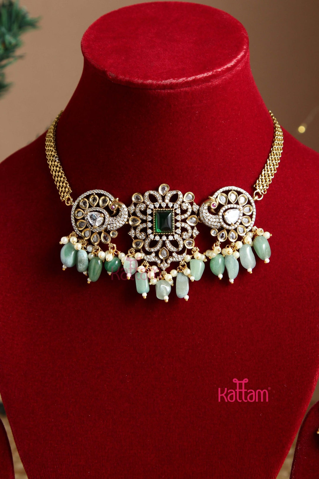 Victorian AD Peacock Light Green Choker - N6026