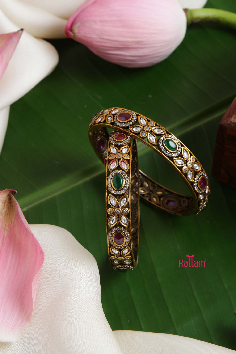 Victorian Rubygreen Oval Stone Bangle - B504 - V4