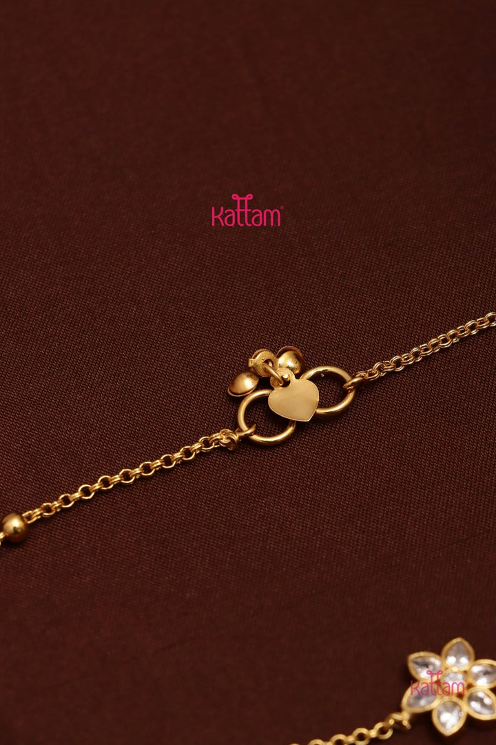 White Flower Anklet - A34