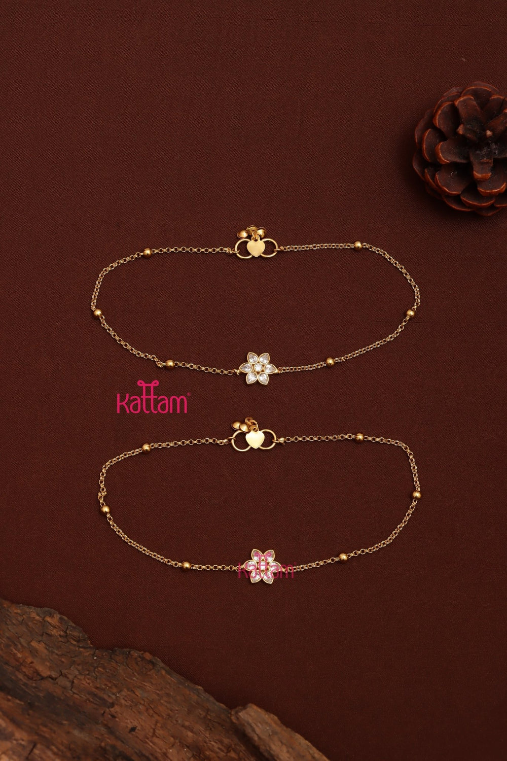 White Flower Anklet - A34