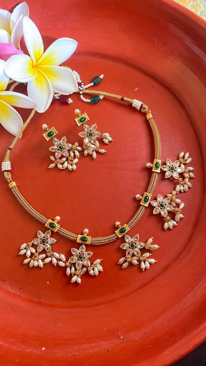 White Stone Floral Choker - N1003