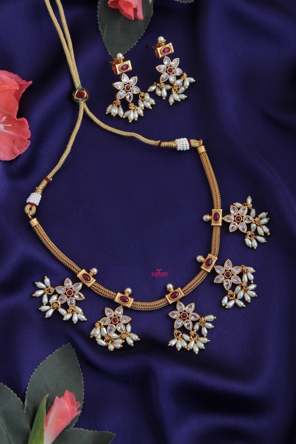 White Stone Floral Choker - N1003
