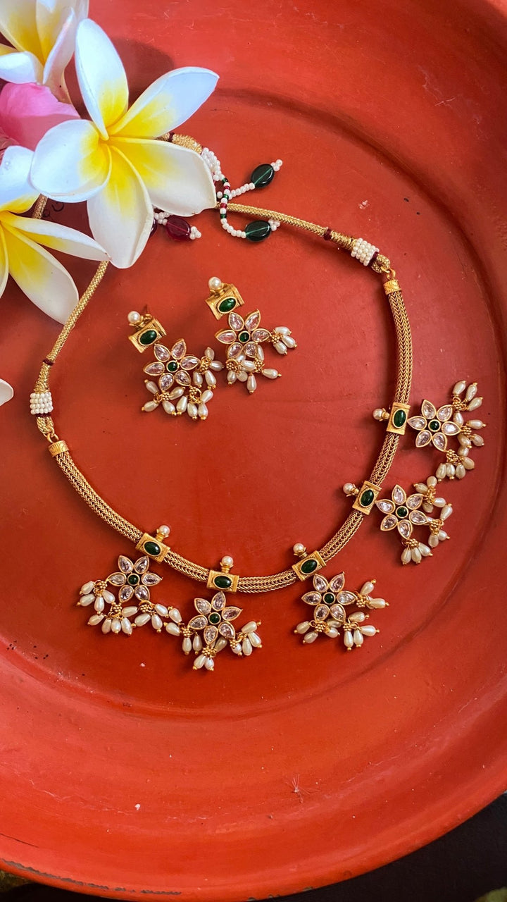 White Stone Floral Choker - N1003