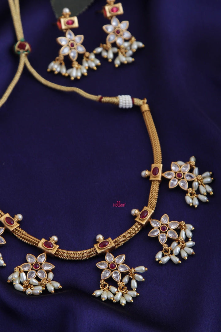 White Stone Floral Choker - N1003