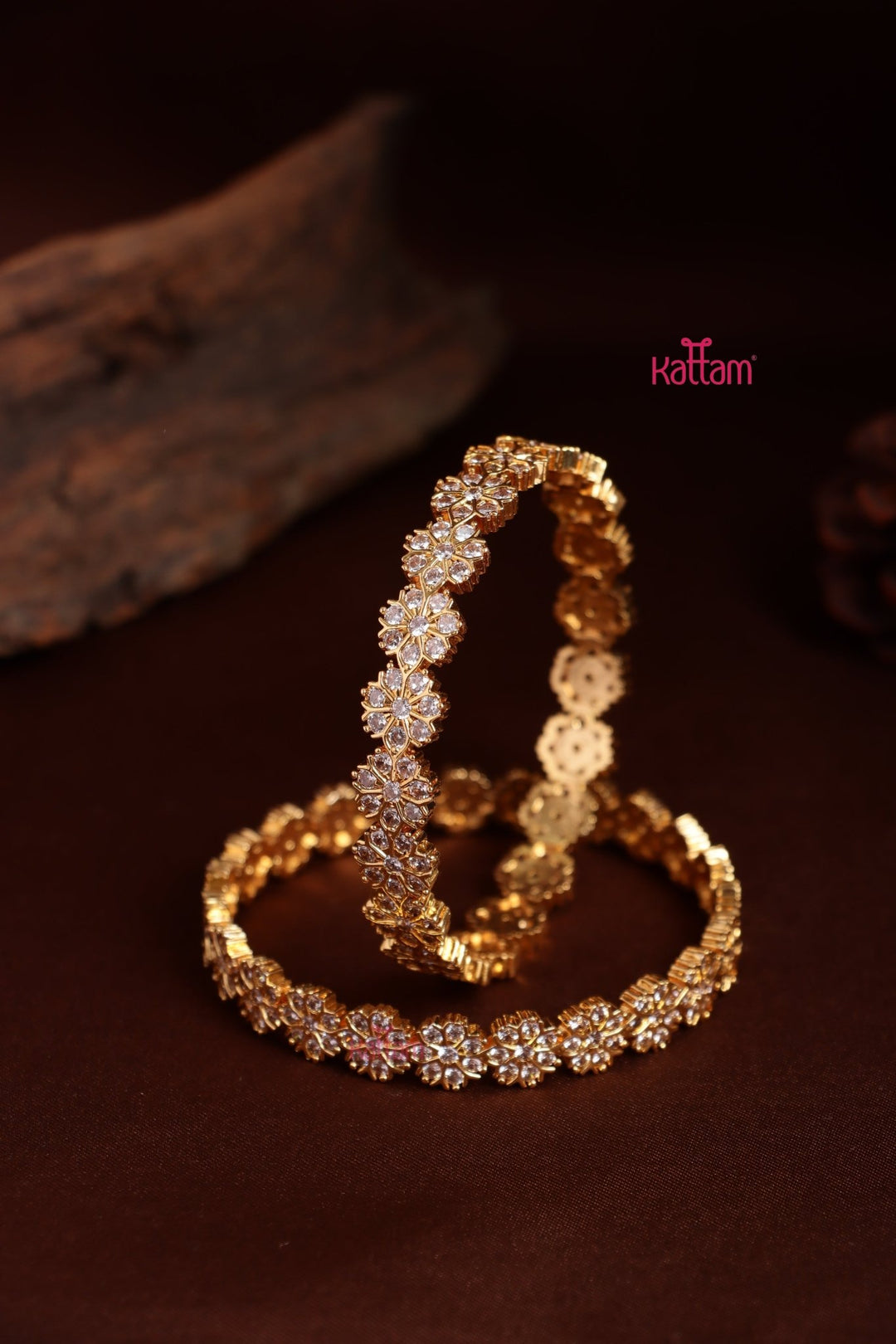 White Stone Flower Bangle ( Set of 2 ) - B597 - V4