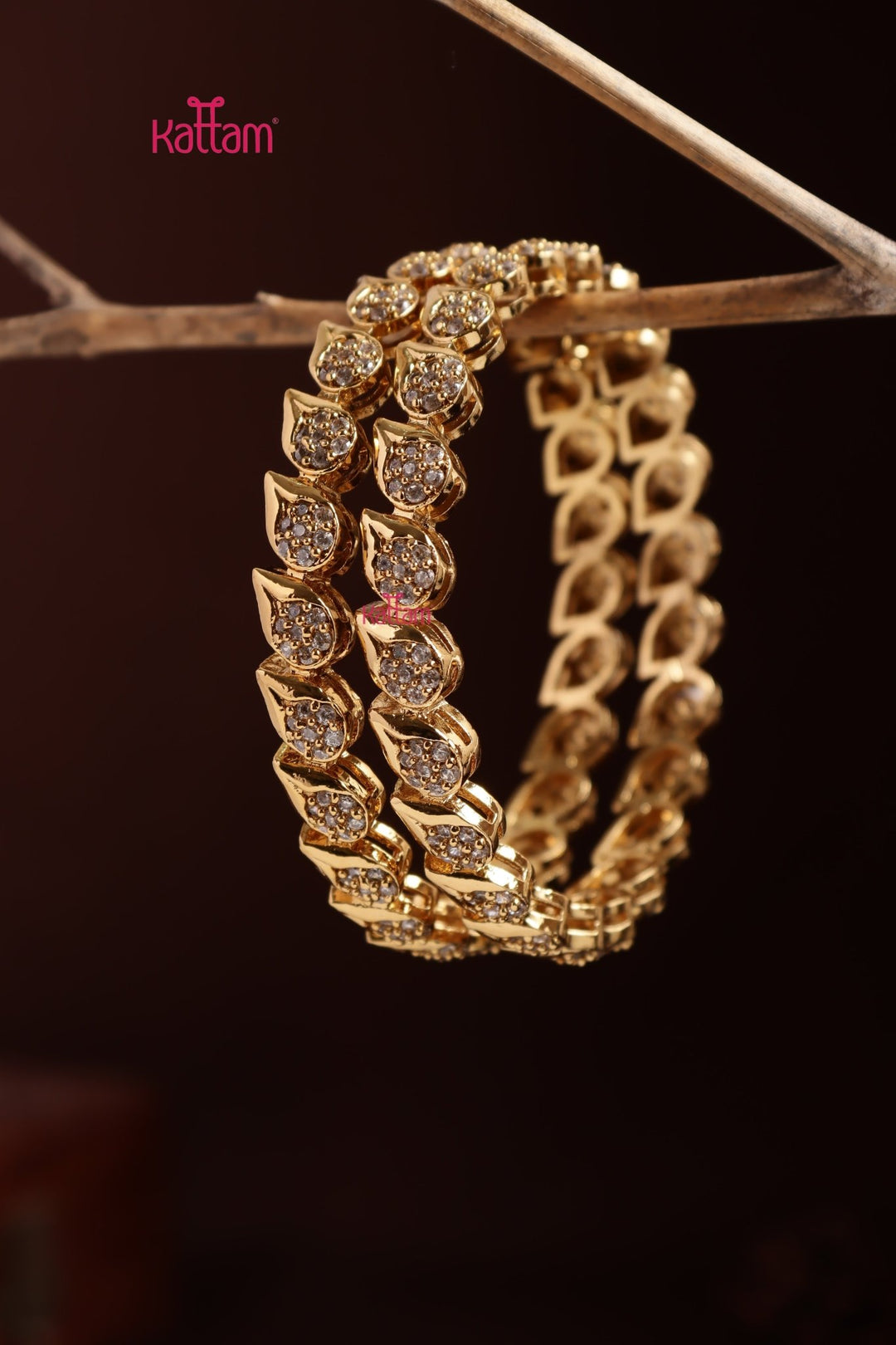 White Stone Flower Drop Bangle ( Set of 2 ) - B636-V4