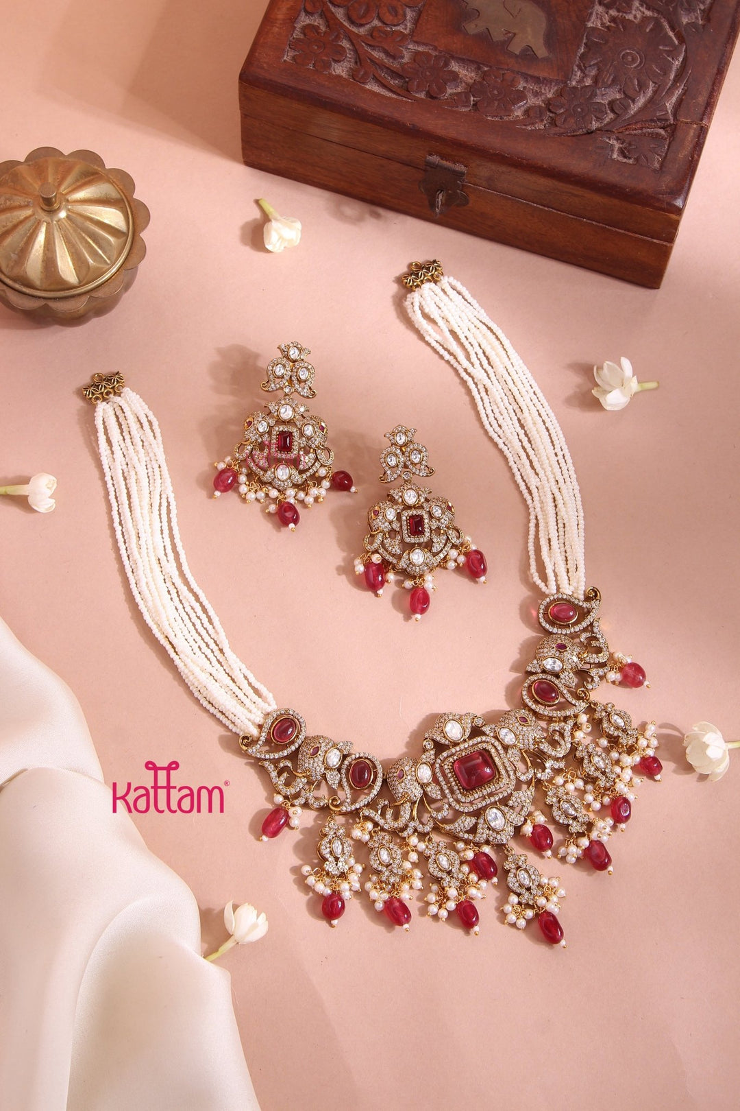 Zyana - Victorian Elephant Maroon Beaded Necklace - N6155