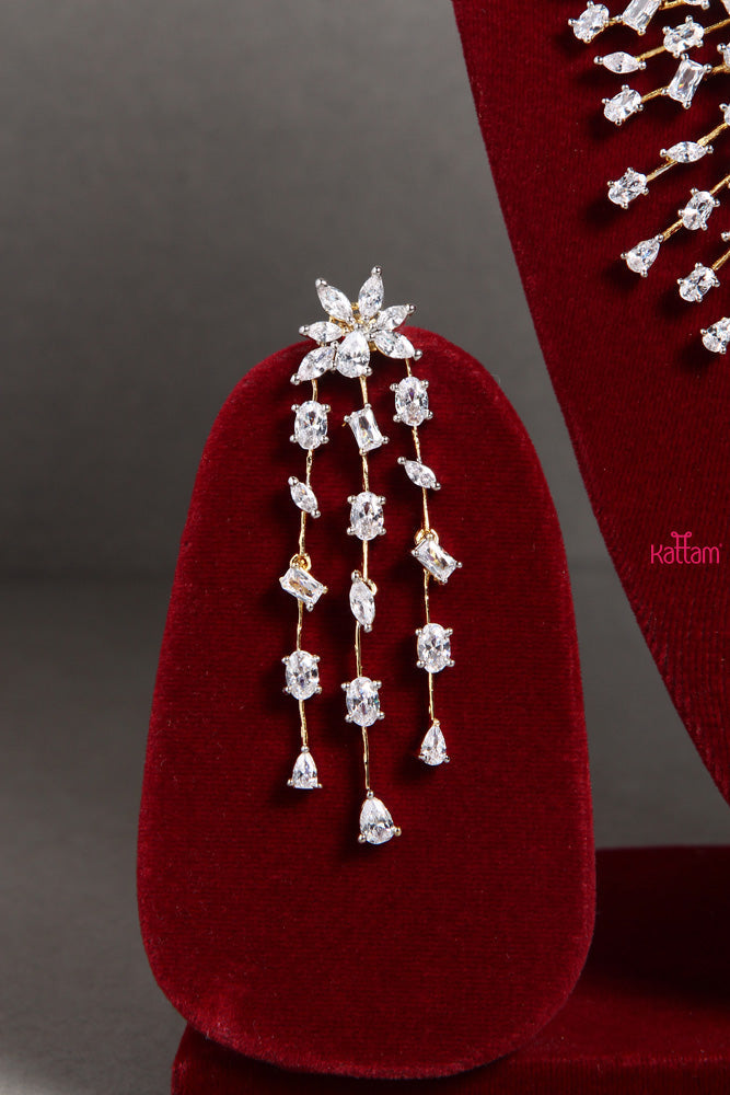 Diamond Lookalike Party Necklace
