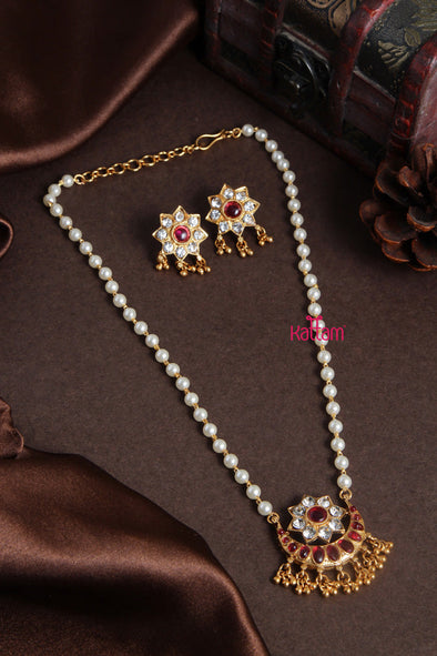 Halfmoon Ruby Single Line Pearl Choker