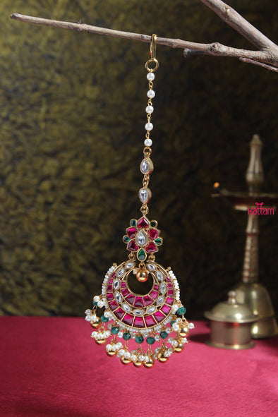 Kundan Green Beads Maang Tikka