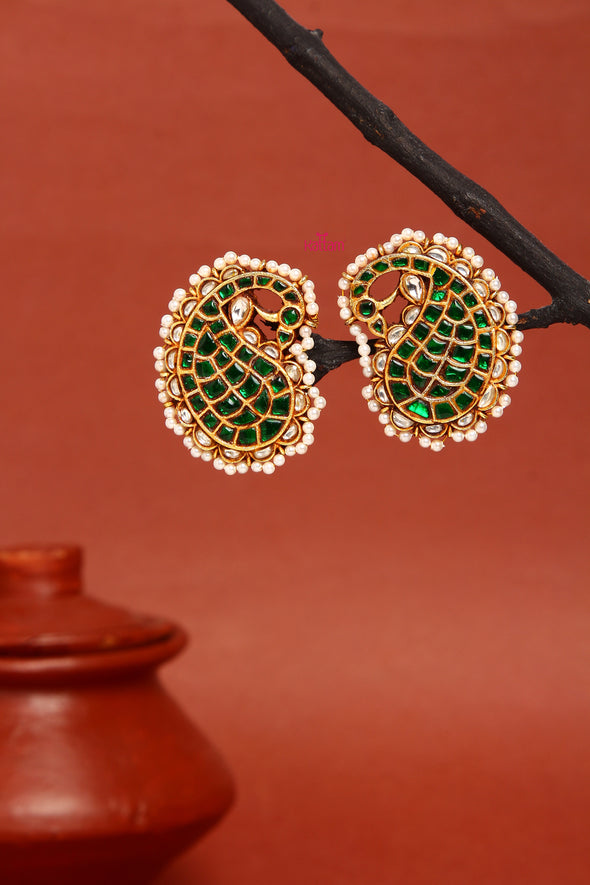 Delicate Kundan Earrings Collection Online