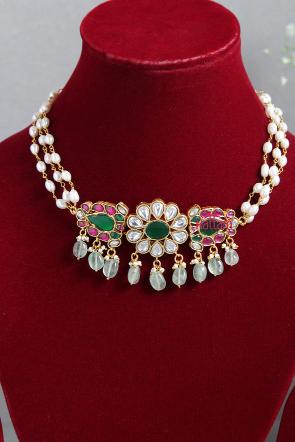 Kundan Jadau Mini White Flower Choker