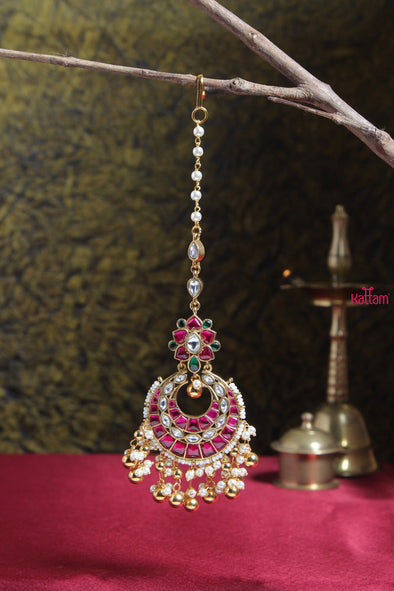 Kundan Pearls Maang Tikka 1