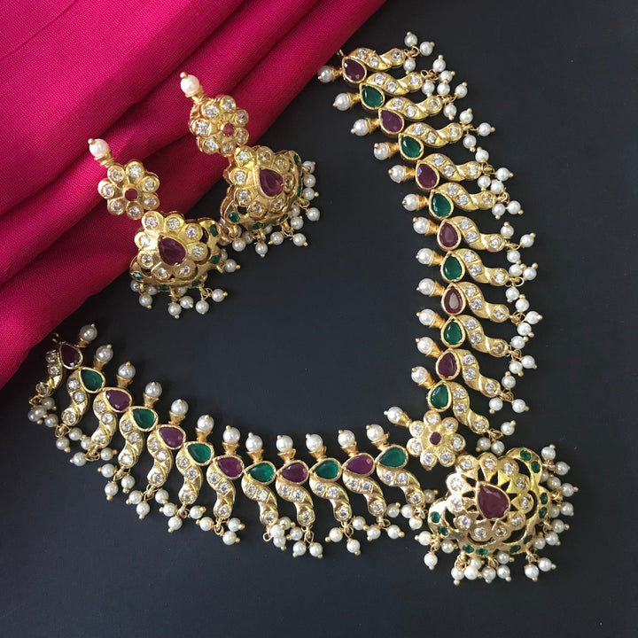 Multistone Pearl Trims Necklace Set