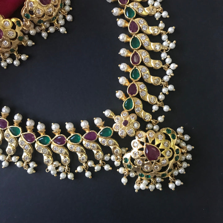 Multistone Pearl Trims Necklace Set