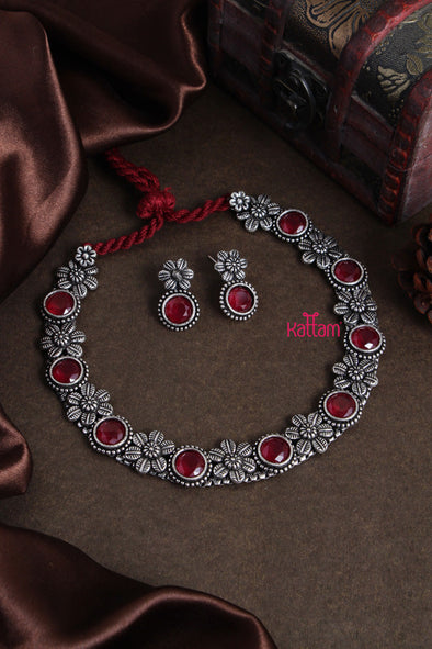 Oxidised Ruby Stone Flower Choker Set