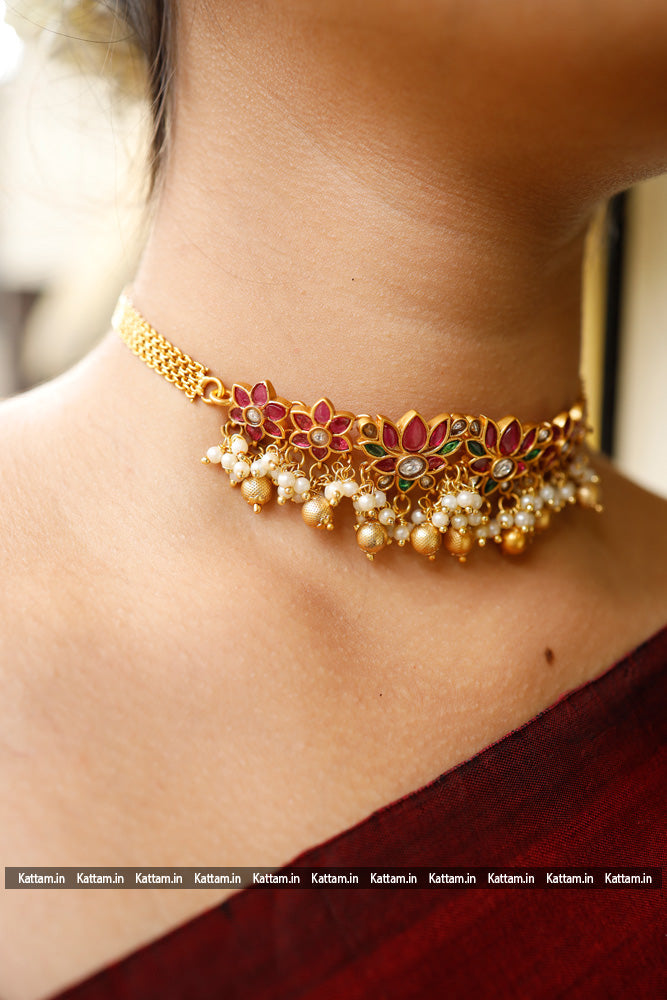Ruby Green Lotus Beaded Choker