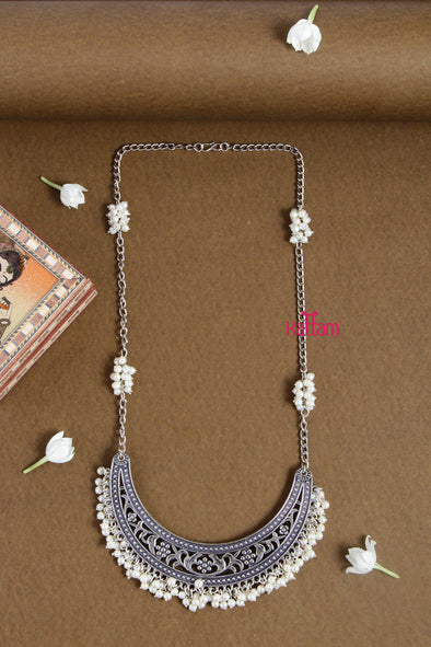 Silver Looalike Pearl Trim Chain ( No Earring)