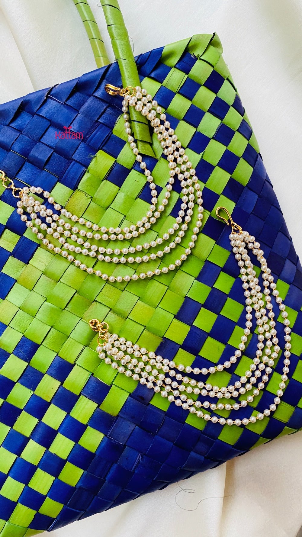 Five Line Pearl Ear Mattal - EC011