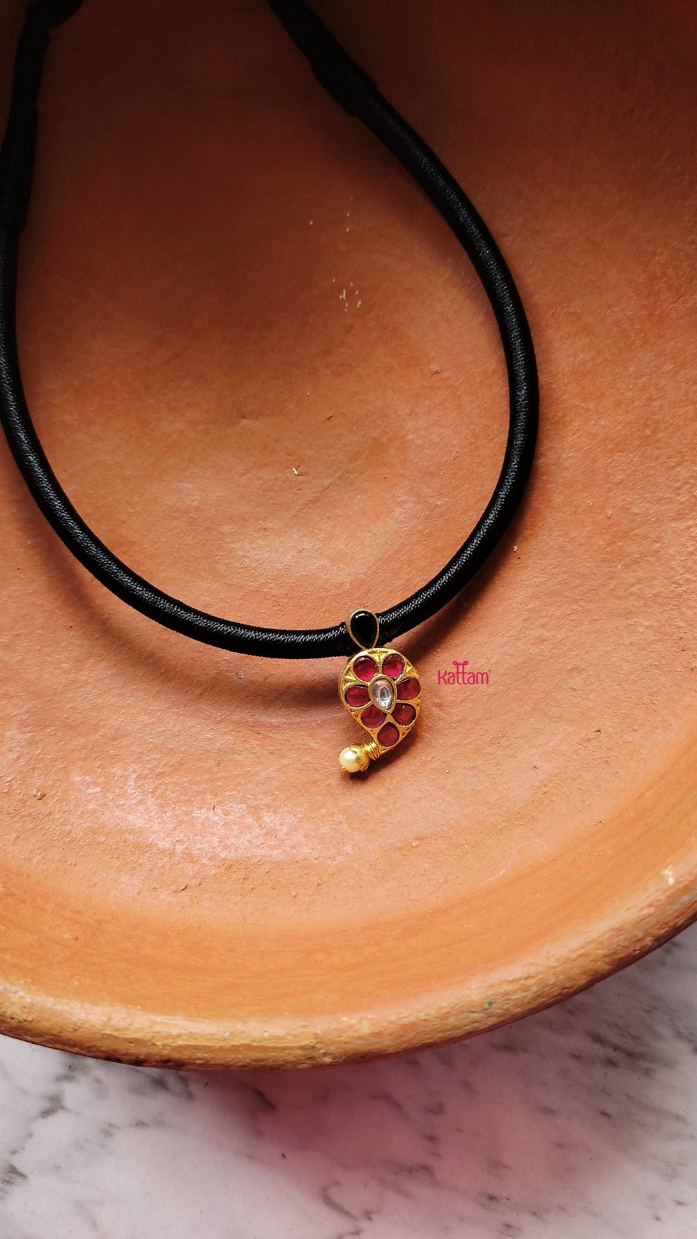 Handmade Black Thread Manga Kemp (No Earring) - N812